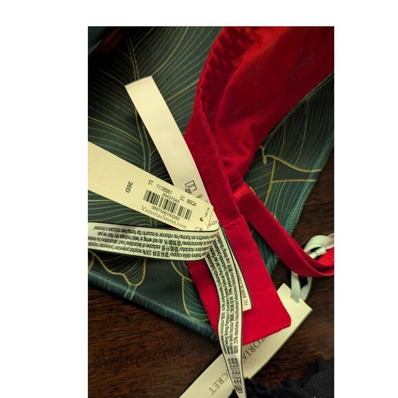 Victoria's Secret new w All tags 36D  Lined Perfect Coverage Padded Lipstick Red - Picture 10 of 16